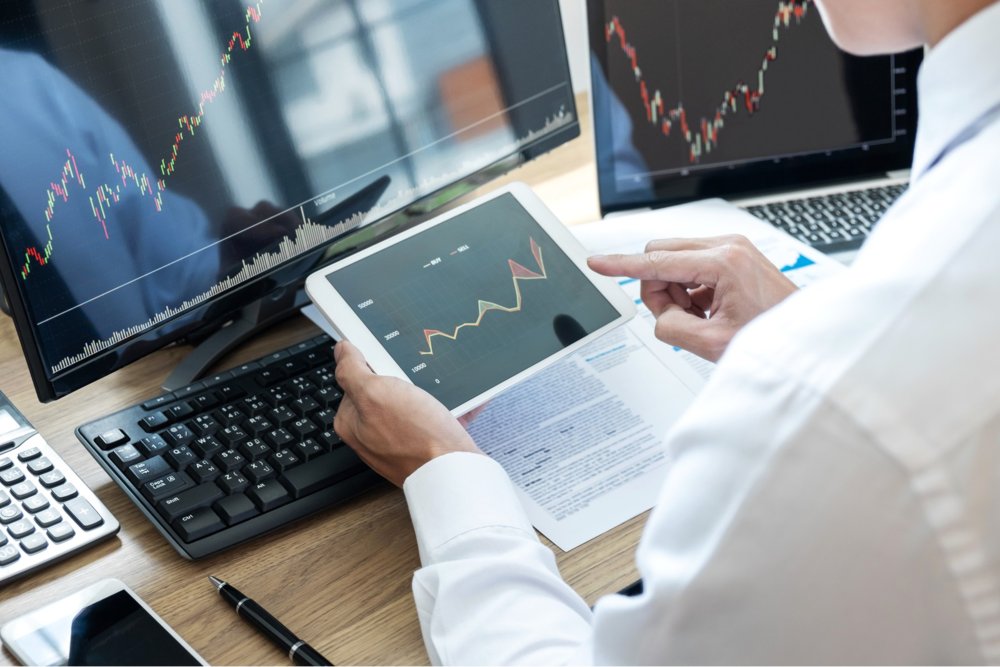 كيف تختار الوسيط الأمثل لتداولك ؟